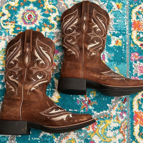 Ariat women’s cowboy boot size 9 - Picture 3 of 6